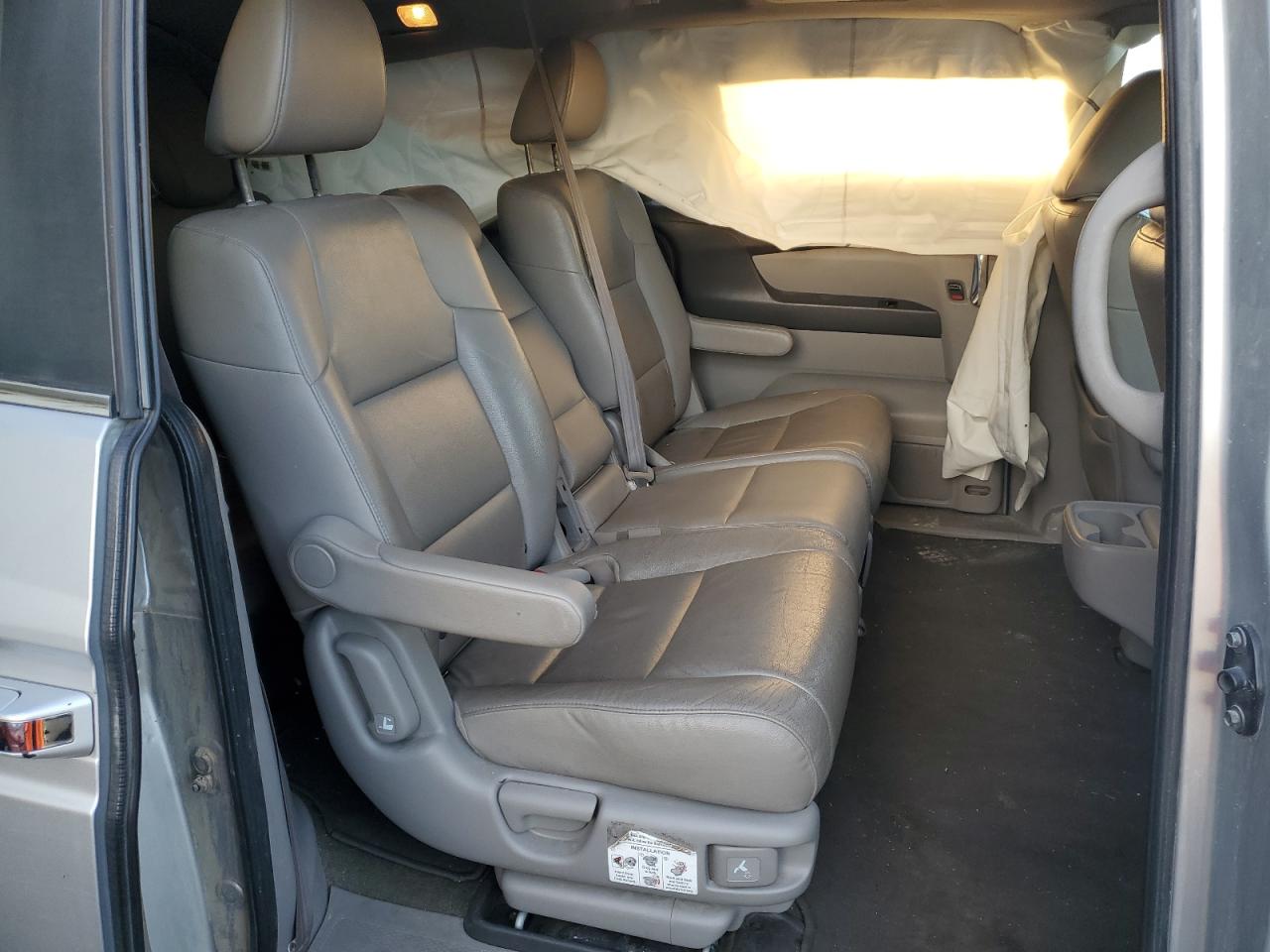 2014 Honda Odyssey - Image 11