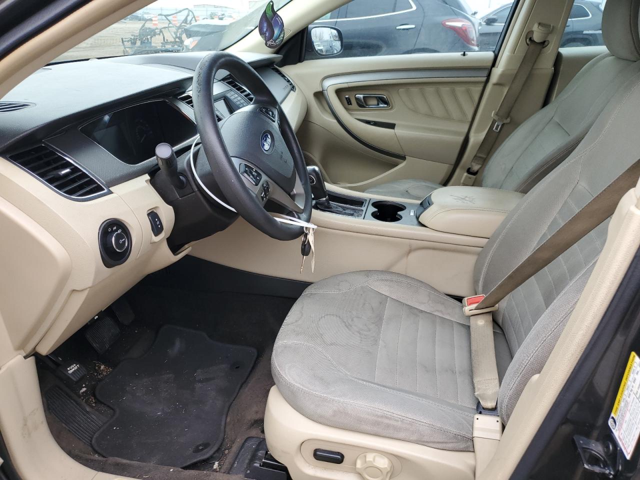 2015 Ford Taurus - Image 7