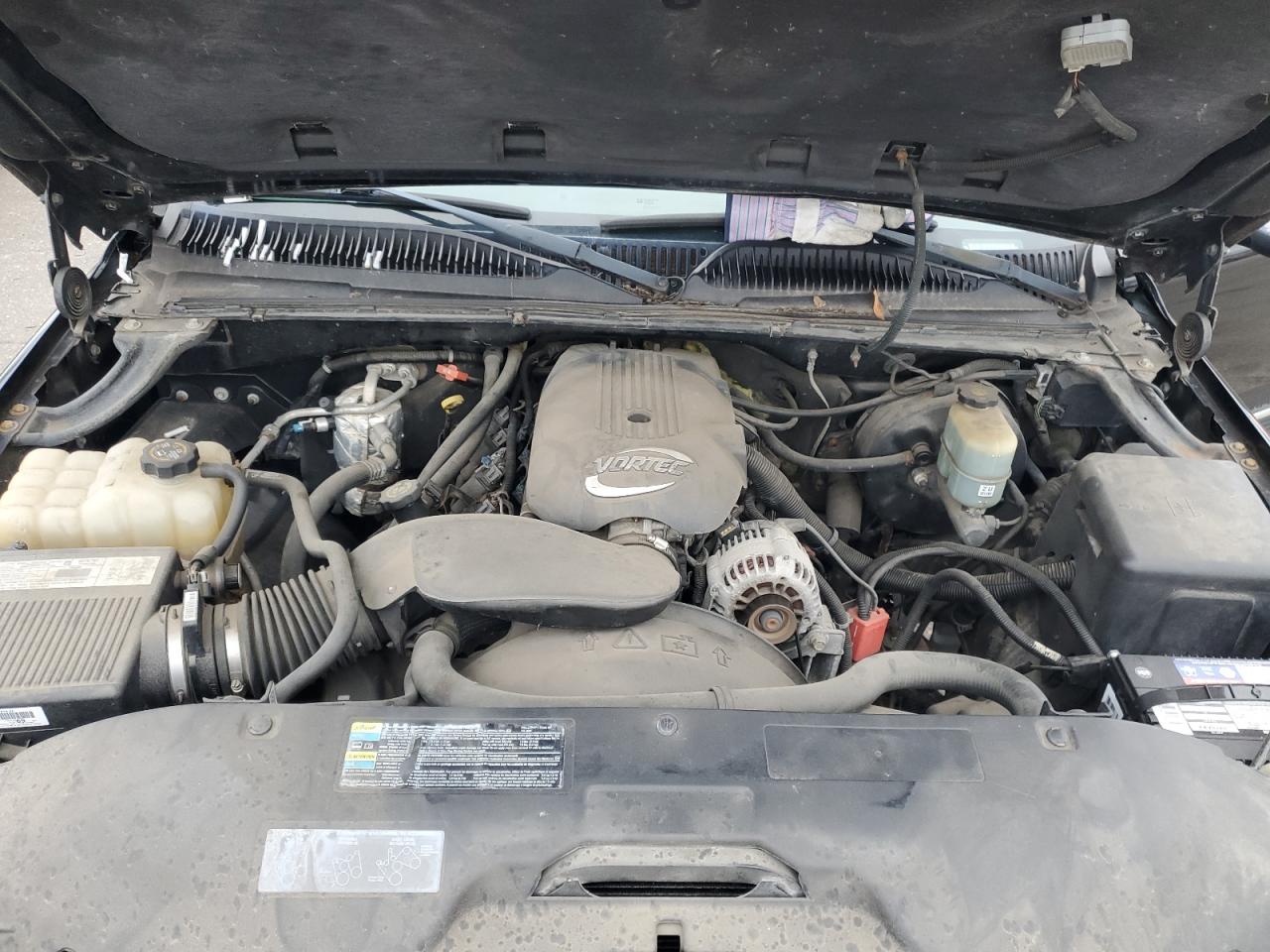 2002 Chevrolet Silverado - Image 11