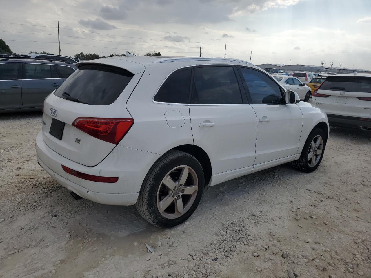 2010 Audi Q5 - Image 3
