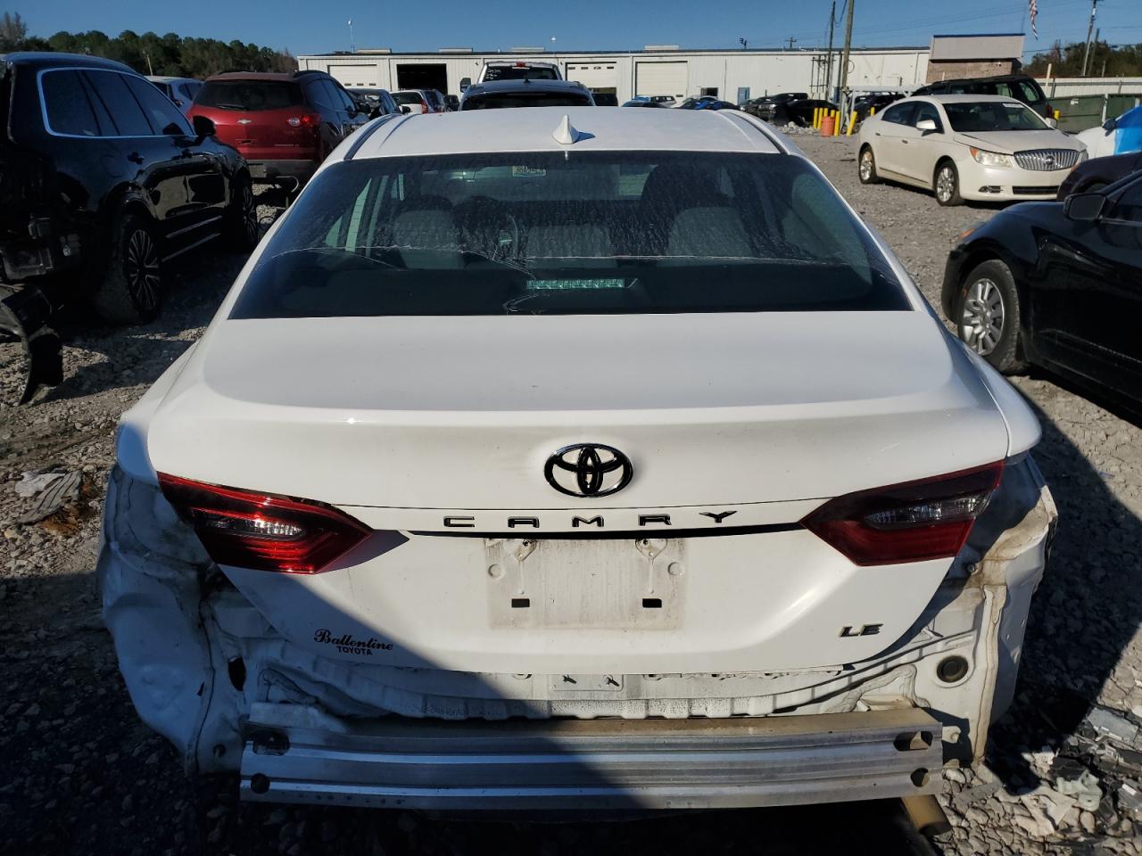 2022 Toyota Camry - Image 6