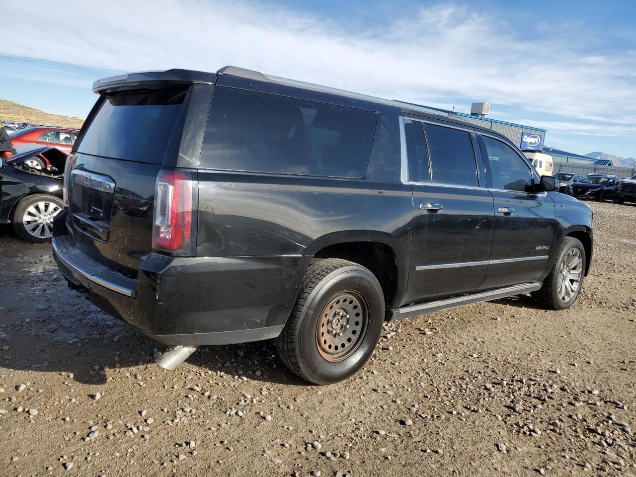 VIN 1GKS2JKJ6FR592902 2015 GMC YUKON no.3