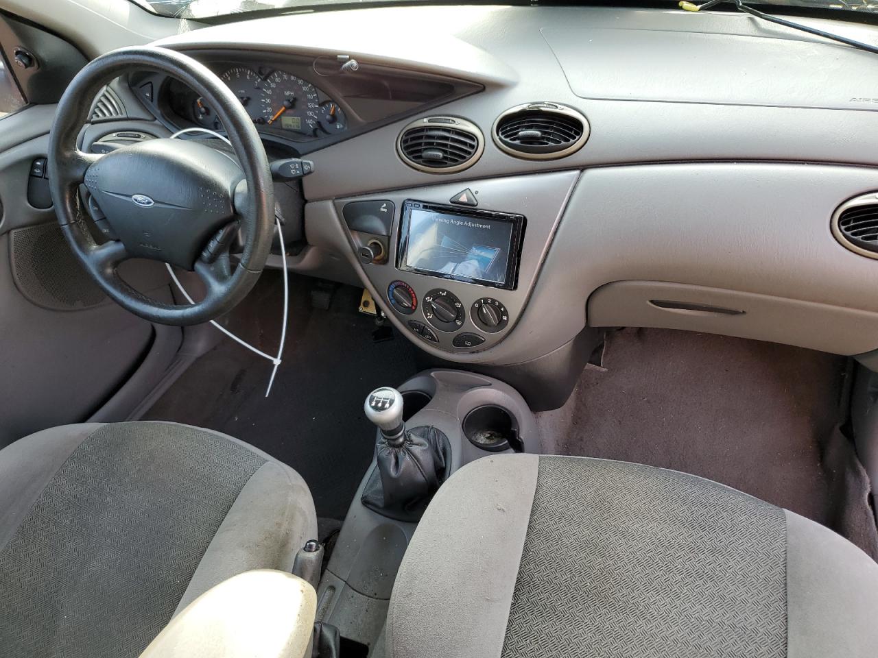 2001 Ford Focus - Image 8