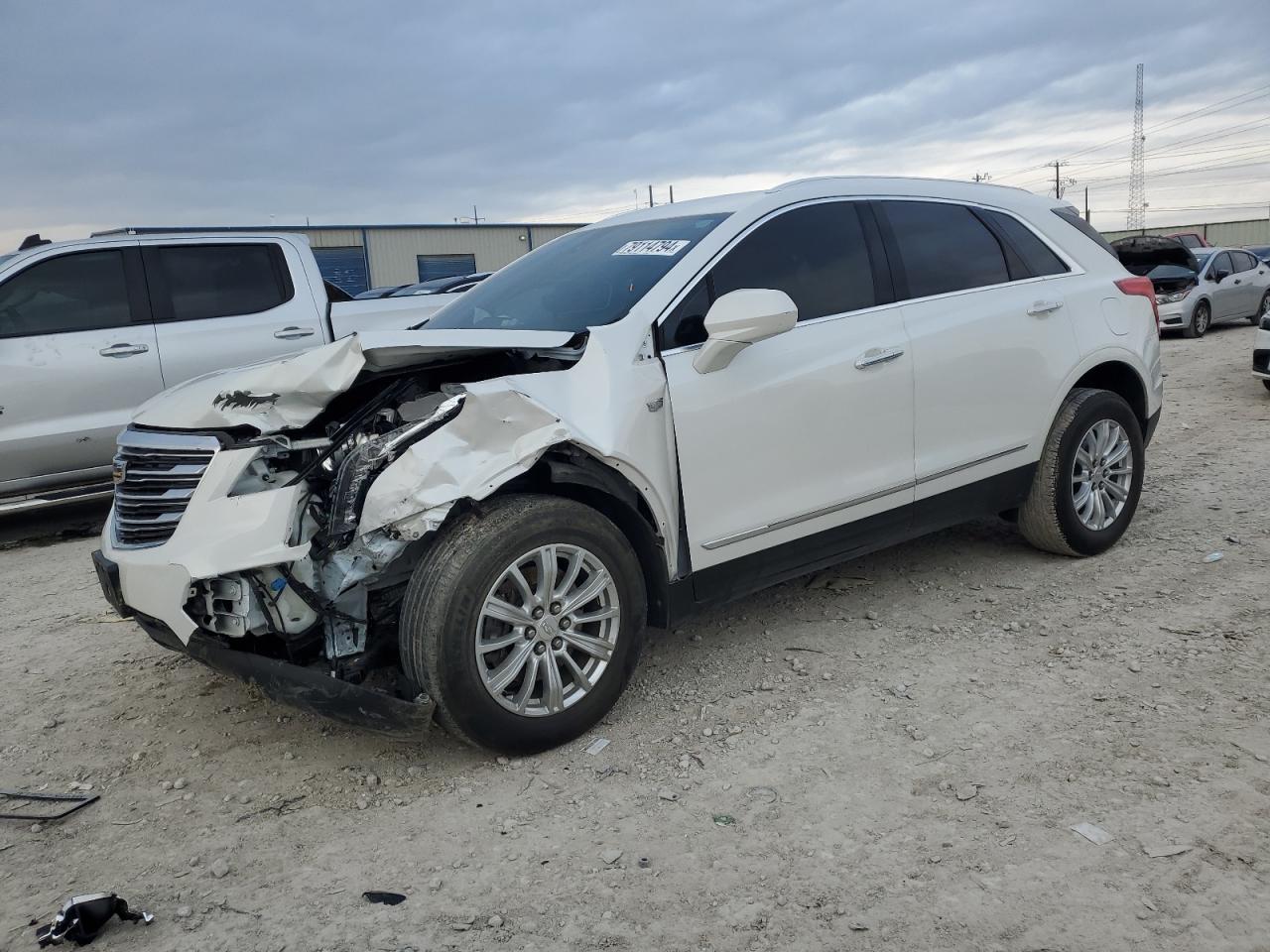 VIN 1GYKNARS9KZ122708 2019 CADILLAC XT5 no.1