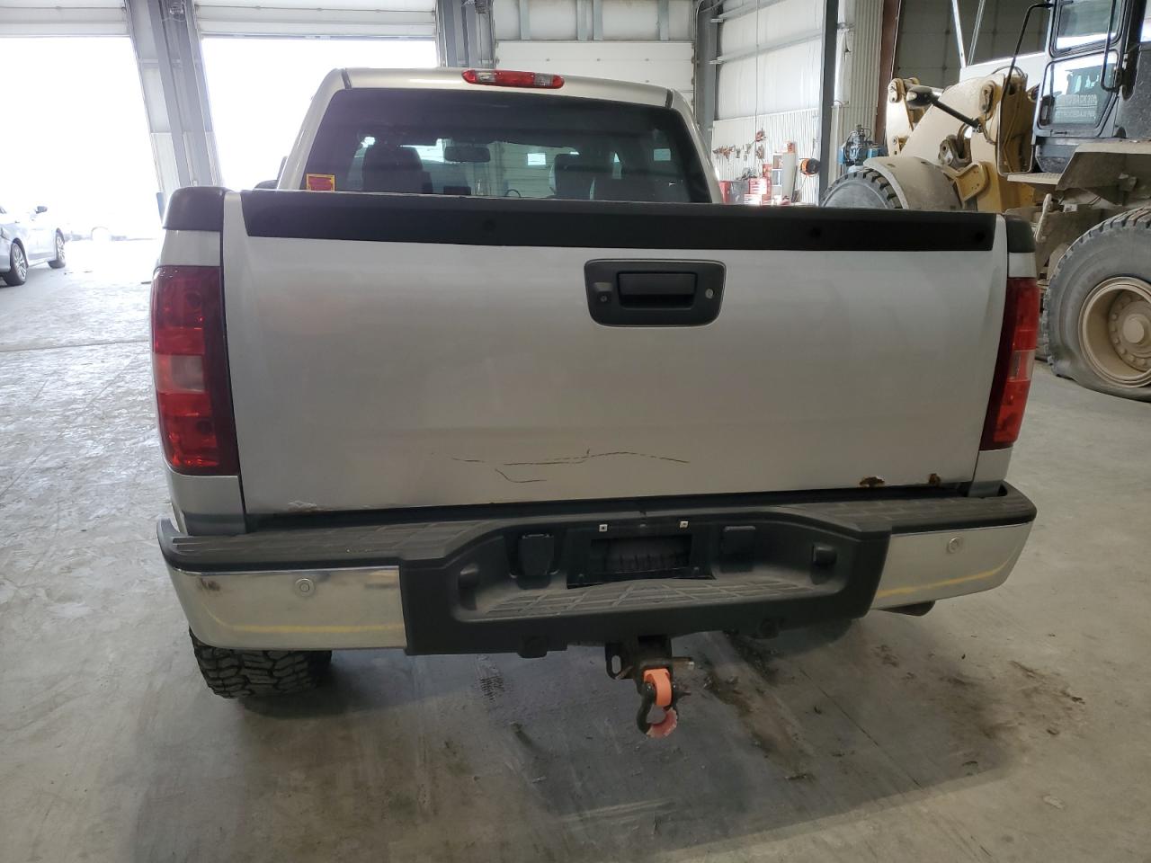 2013 Chevrolet Silverado - Image 6