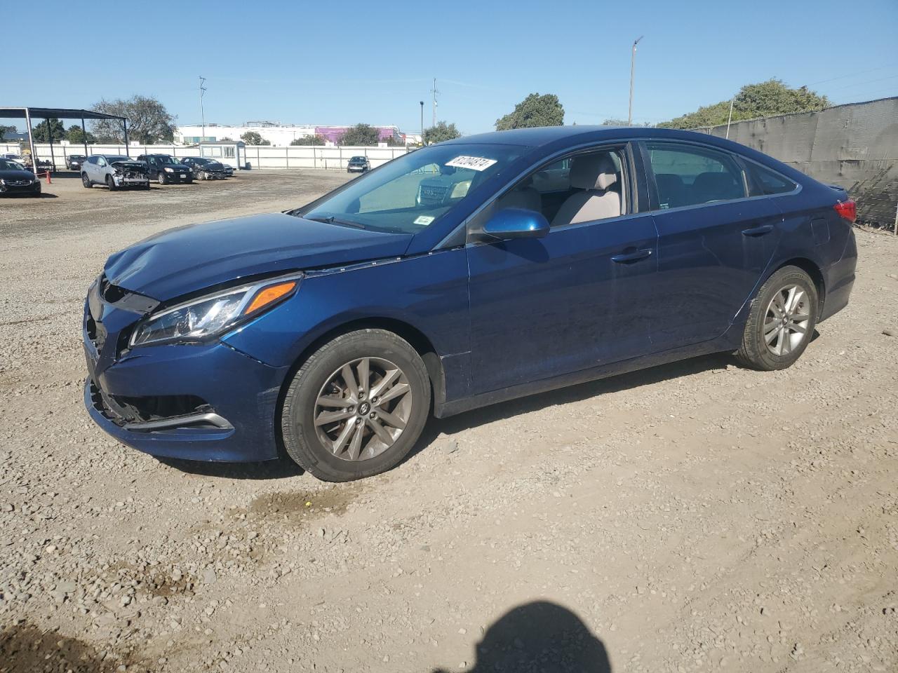 5NPE24AF9GH327939 2016 HYUNDAI SONATA - Image 1