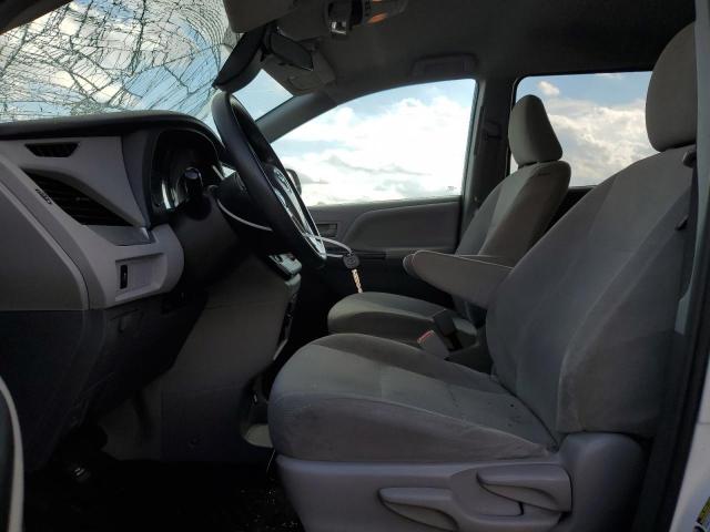 2018 TOYOTA SIENNA L