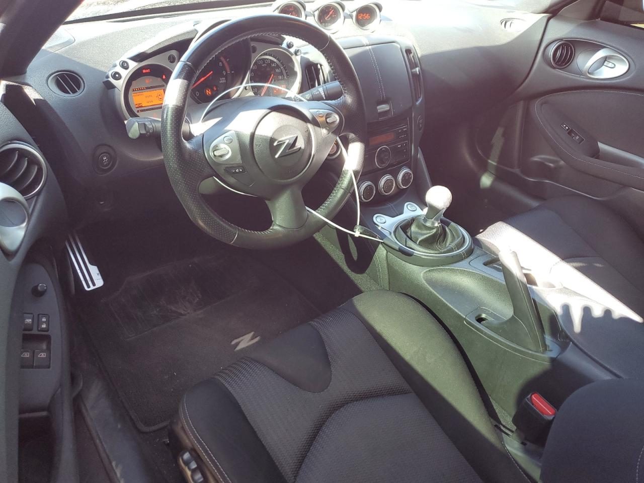 2011 Nissan 370Z - Image 8