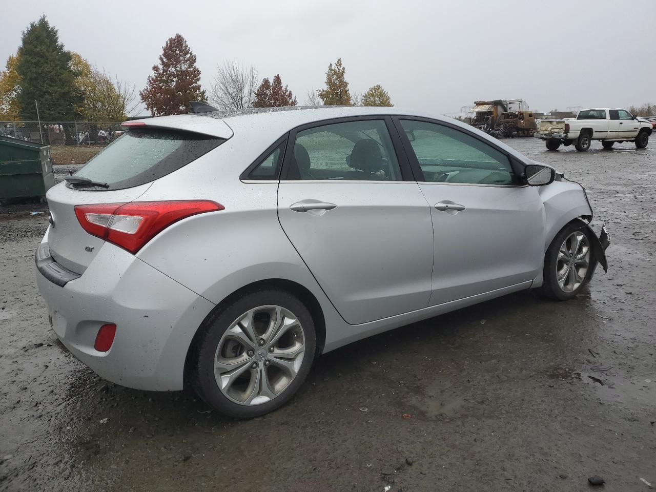 VIN KMHD35LH0EU196086 2014 HYUNDAI ELANTRA no.3