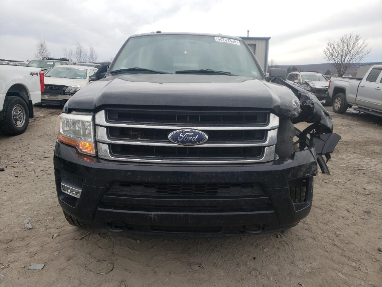 2017 Ford Expedition - Image 5