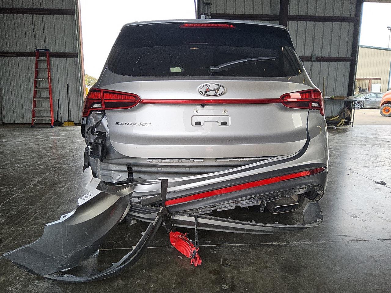 2023 Hyundai Santa Fe - Image 6