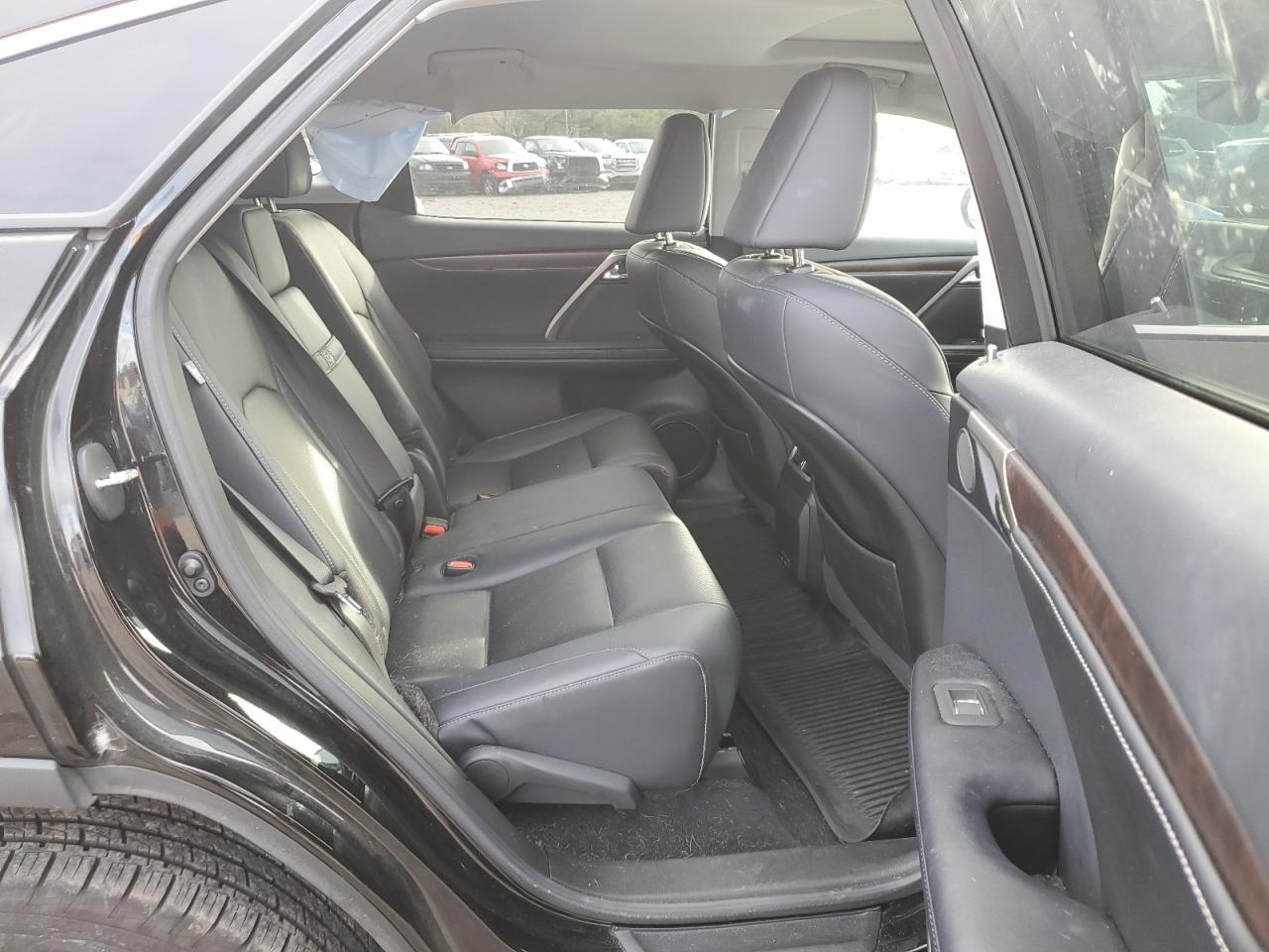 2021 Lexus RX - Image 10