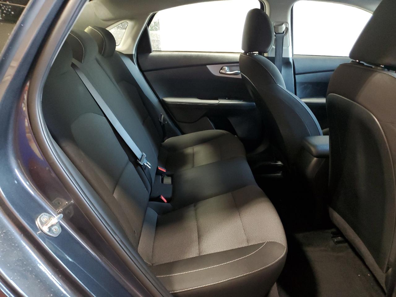 2023 Kia Forte - Image 10