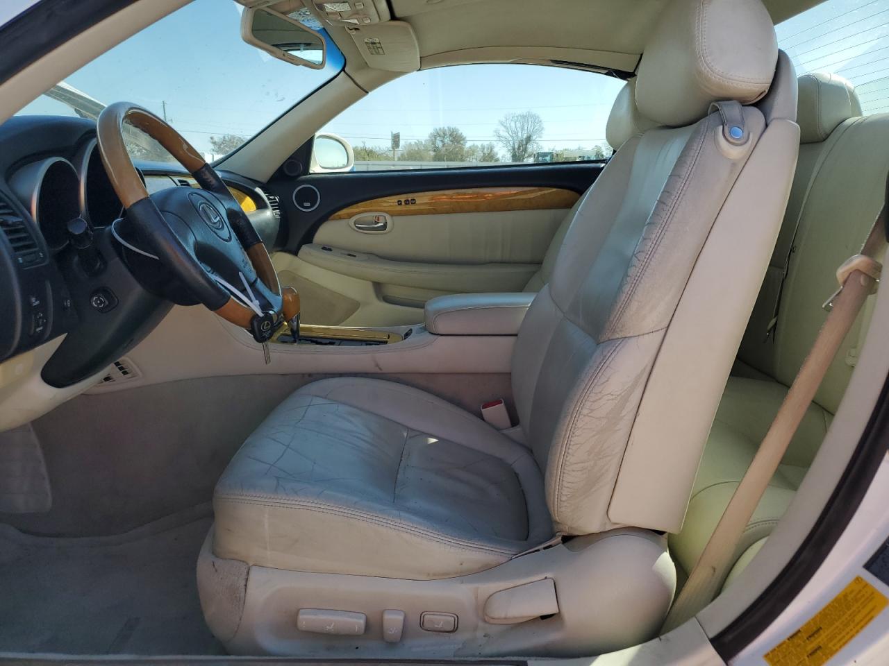 2003 Lexus SC - Image 7