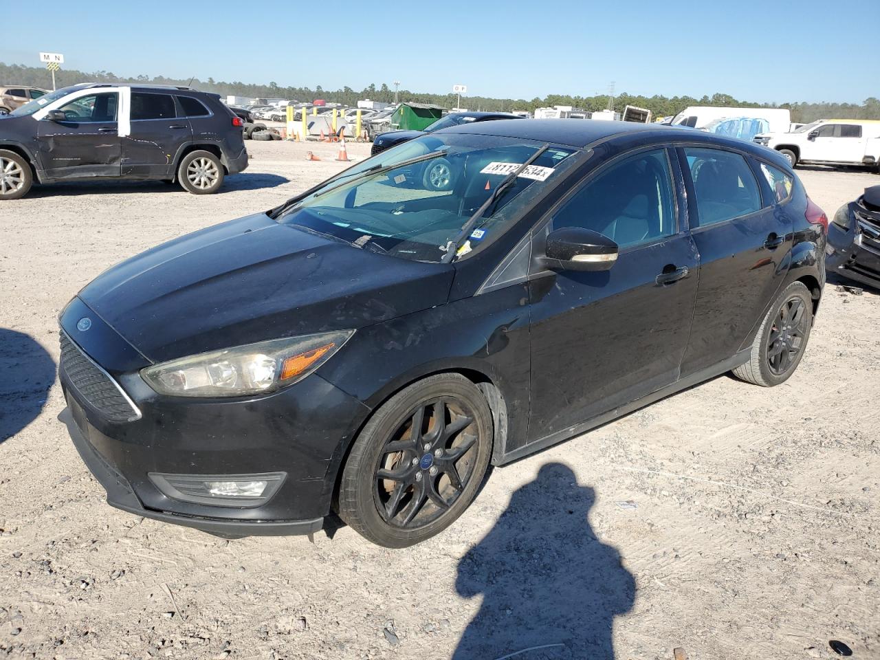 VIN 1FADP3K26GL326039 2016 FORD FOCUS no.1