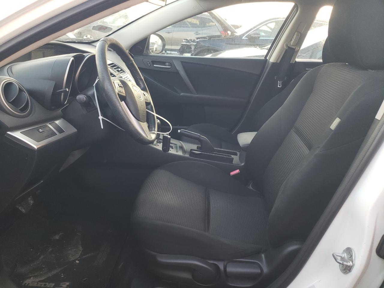 2012 Mazda 3 - Image 7