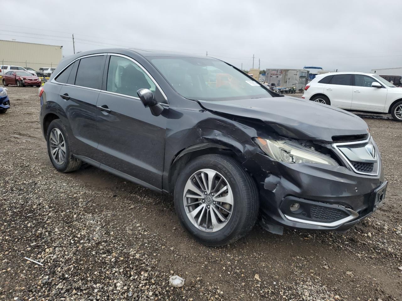 VIN 5J8TB3H78GL018220 2016 ACURA RDX no.4