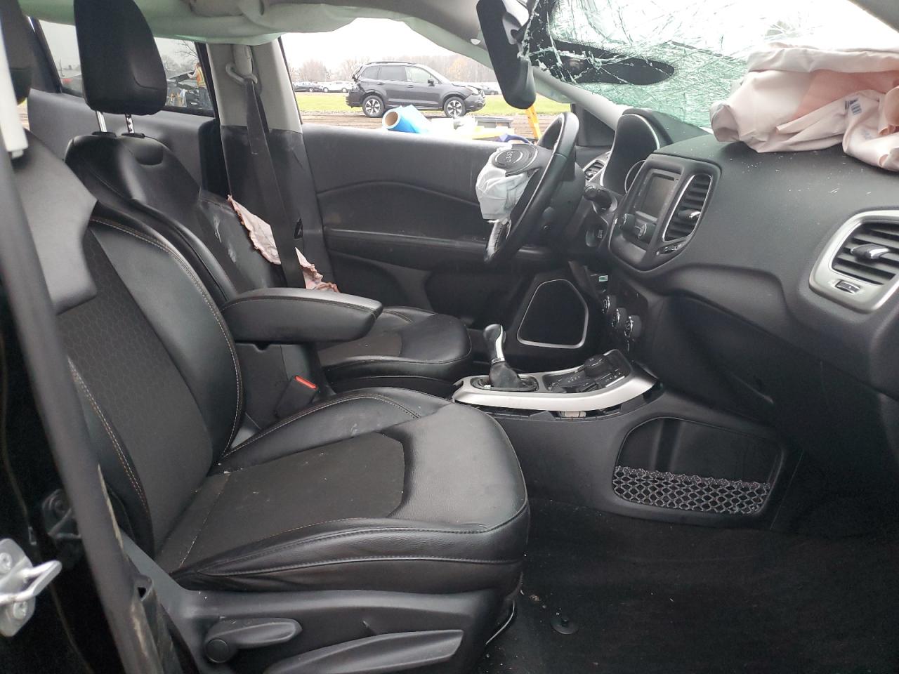 2018 Jeep Compass - Image 7