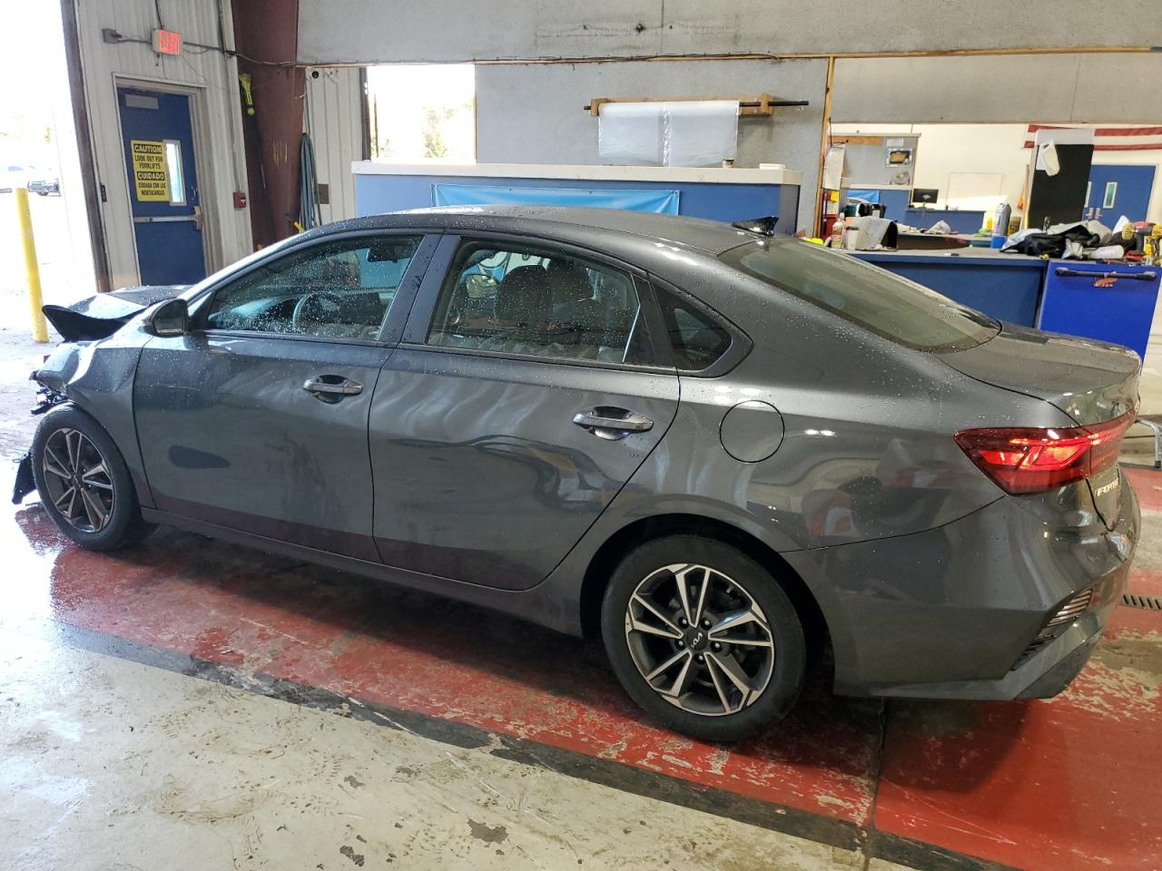 2023 Kia Forte - Image 2
