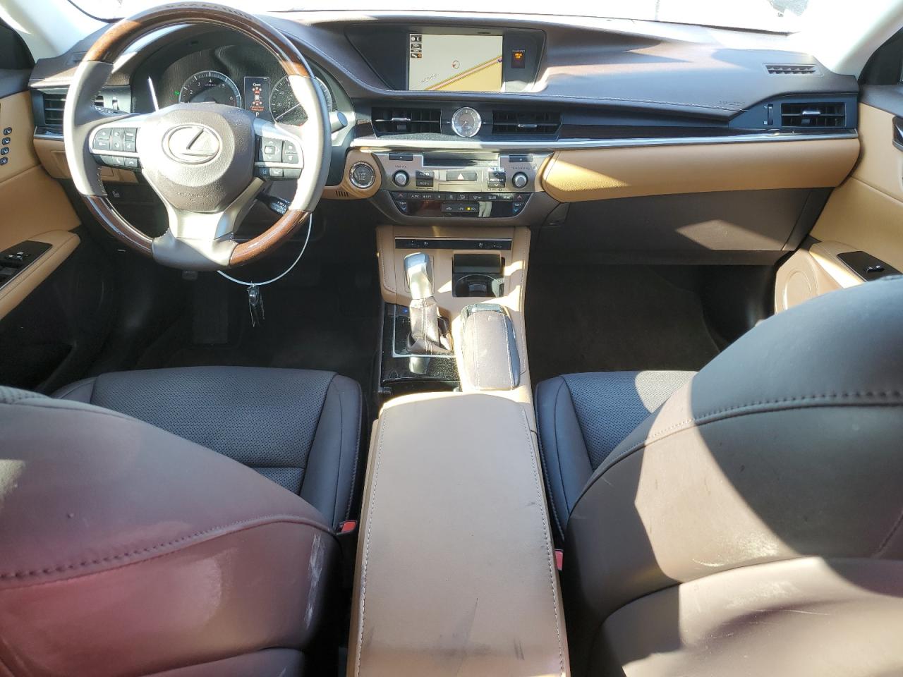 2018 Lexus ES - Image 8
