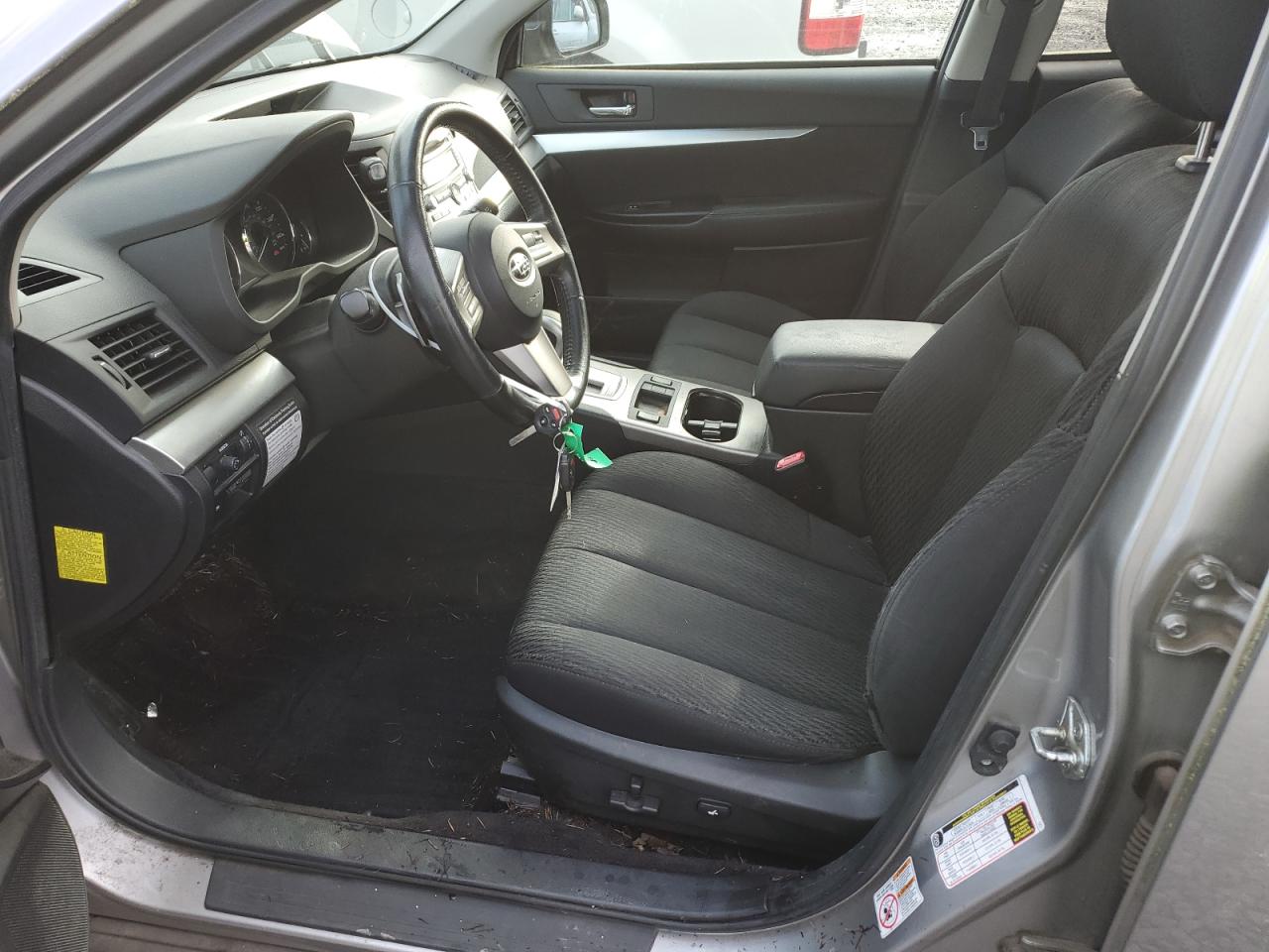 2010 Subaru Outback - Image 7
