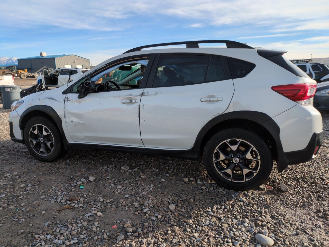 VIN JF2GTADC1JH279849 2018 SUBARU CROSSTREK no.2