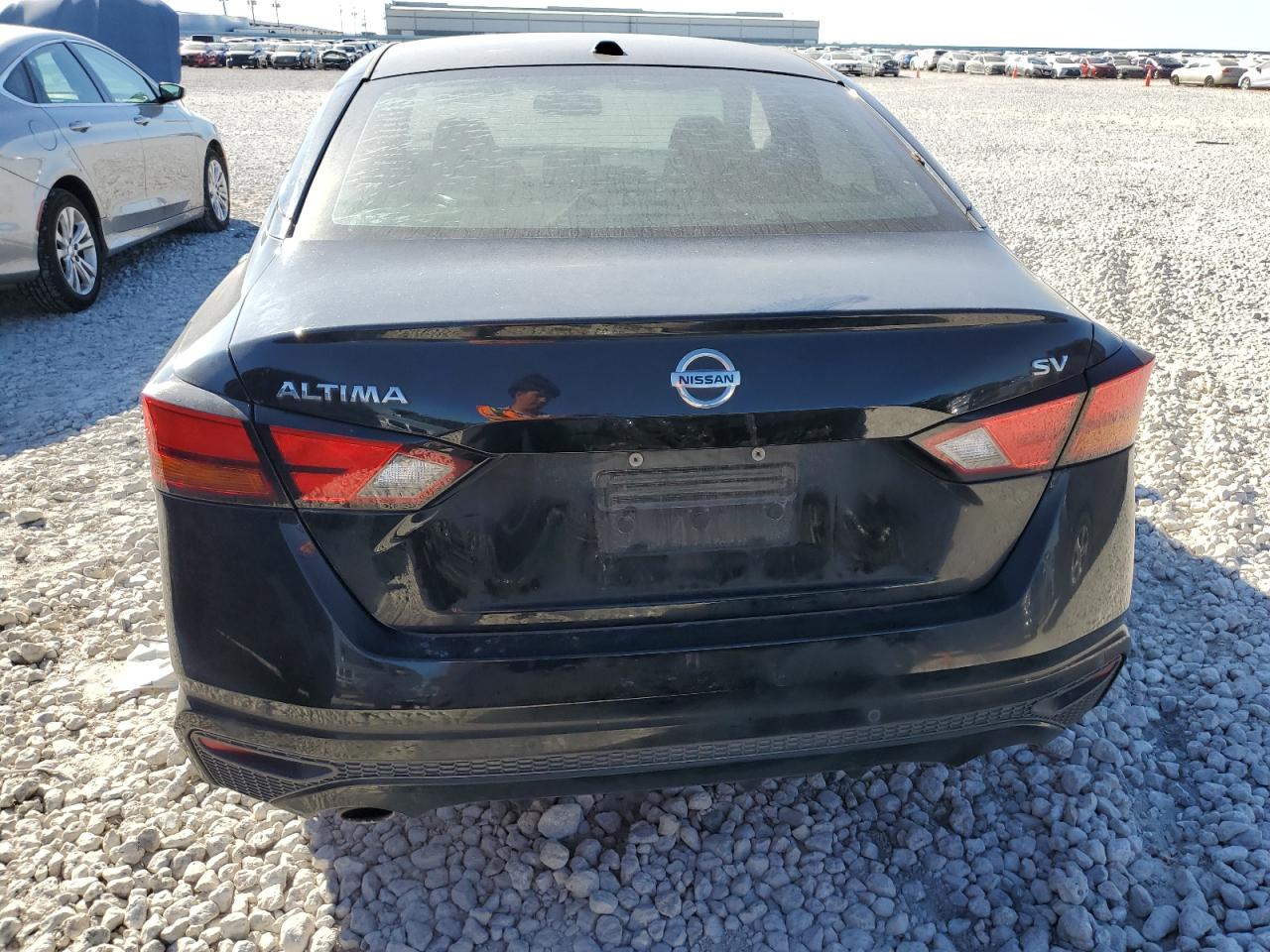 2019 Nissan Altima - Image 6