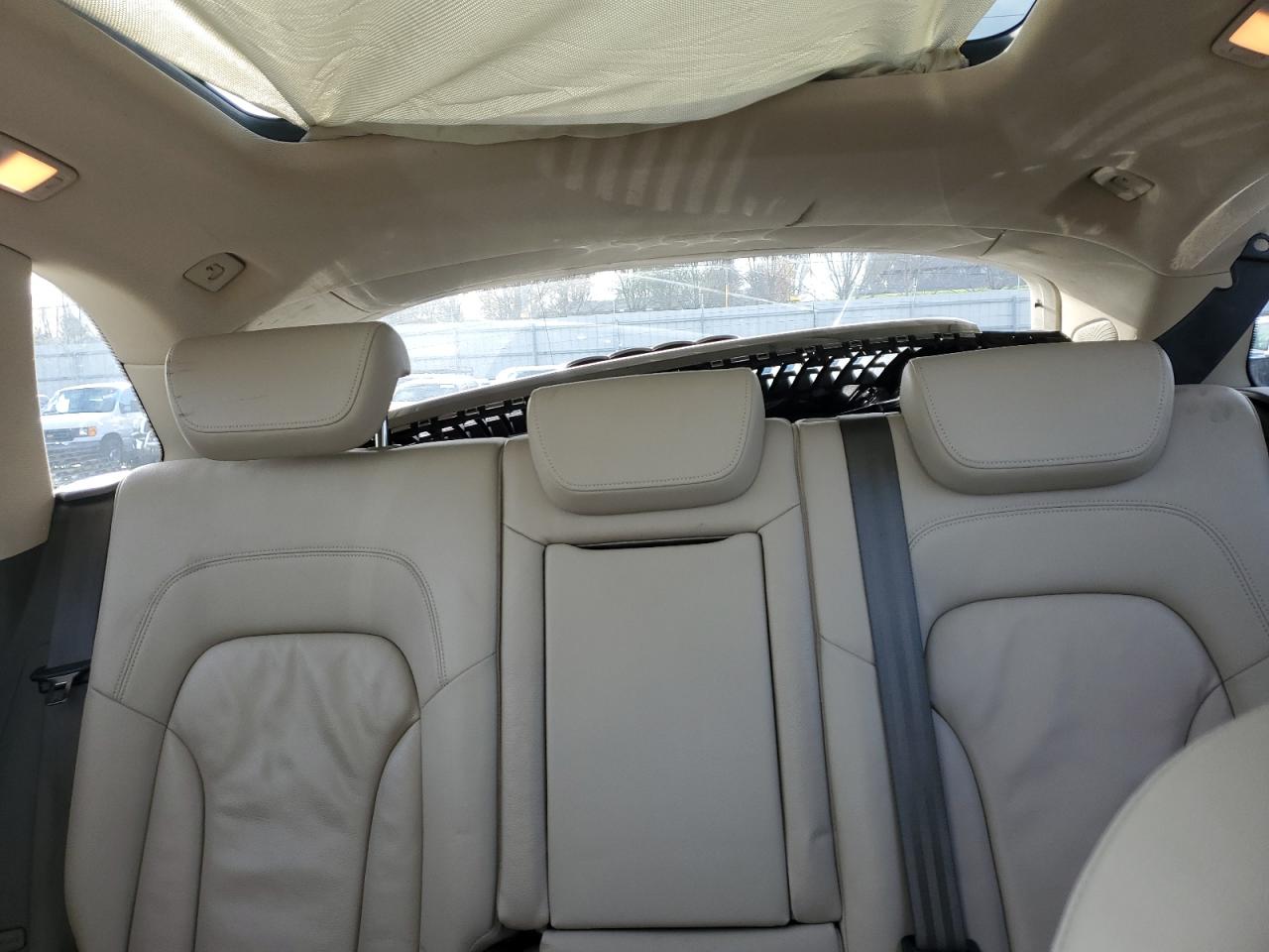 2010 Audi Q5 - Image 10