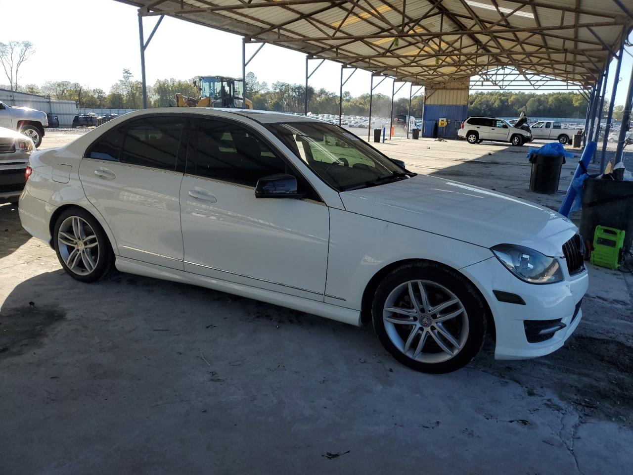 VIN WDDGF4HB6EA966287 2014 MERCEDES-BENZ C-CLASS no.4