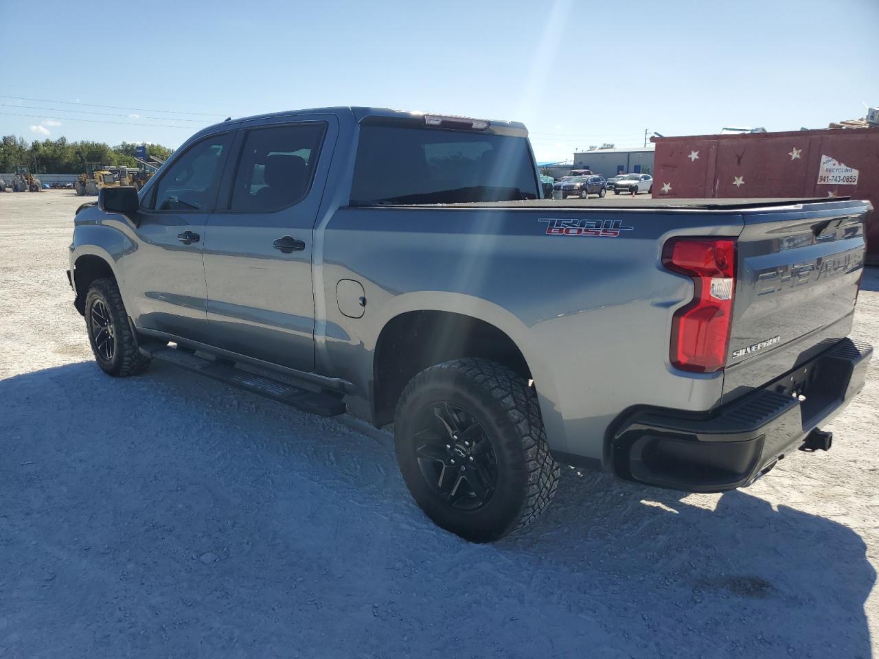 2022 Chevrolet Silverado - Image 2