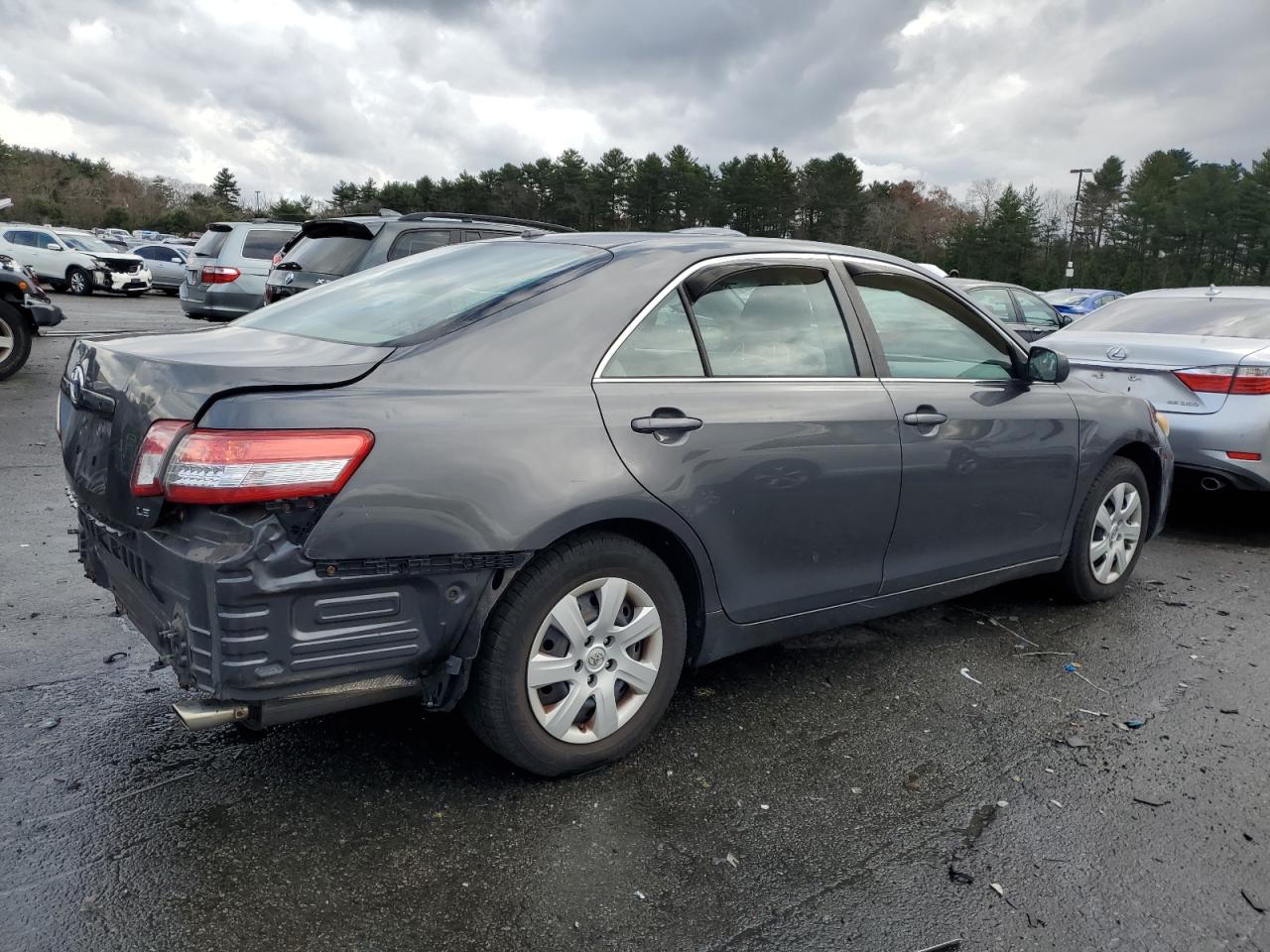 2010 Toyota Camry - Image 3