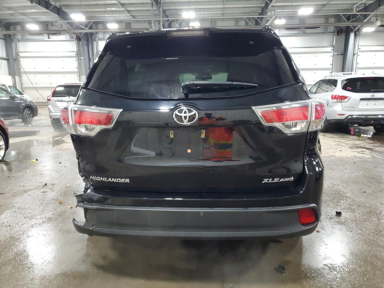 VIN 5TDJKRFH5GS502588 2016 TOYOTA HIGHLANDER no.6