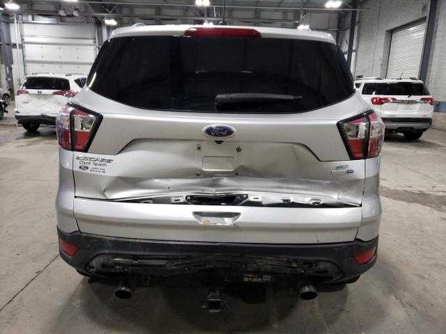  FORD ESCAPE 2017 Silver