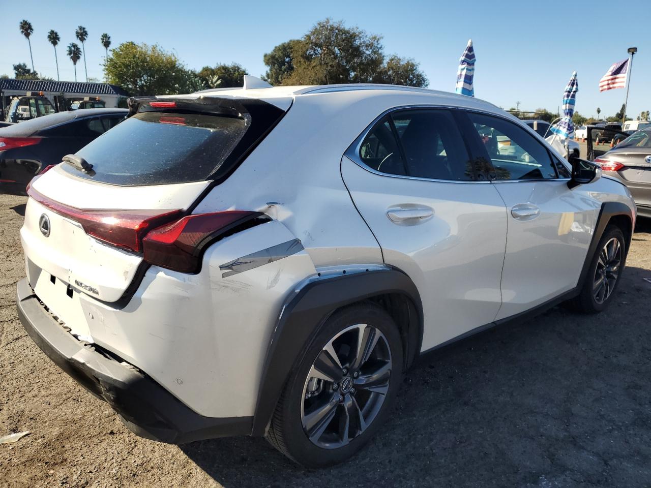 VIN JTHX6JBH0R2188086 2024 LEXUS UX 250H BA no.3