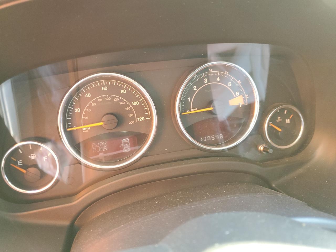 2014 Jeep Compass Latitude VIN: 1C4NJCEB1ED547664 Lot: 79570104