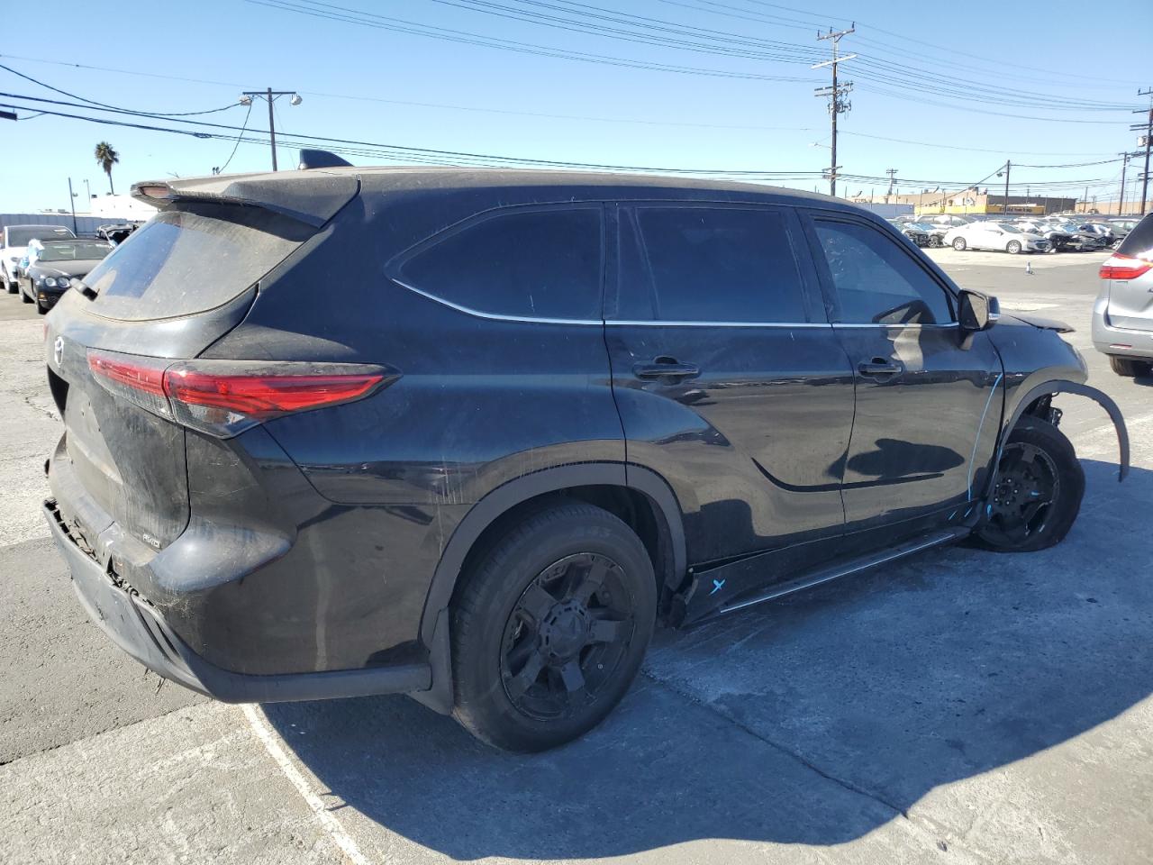2021 Toyota Highlander - Image 3
