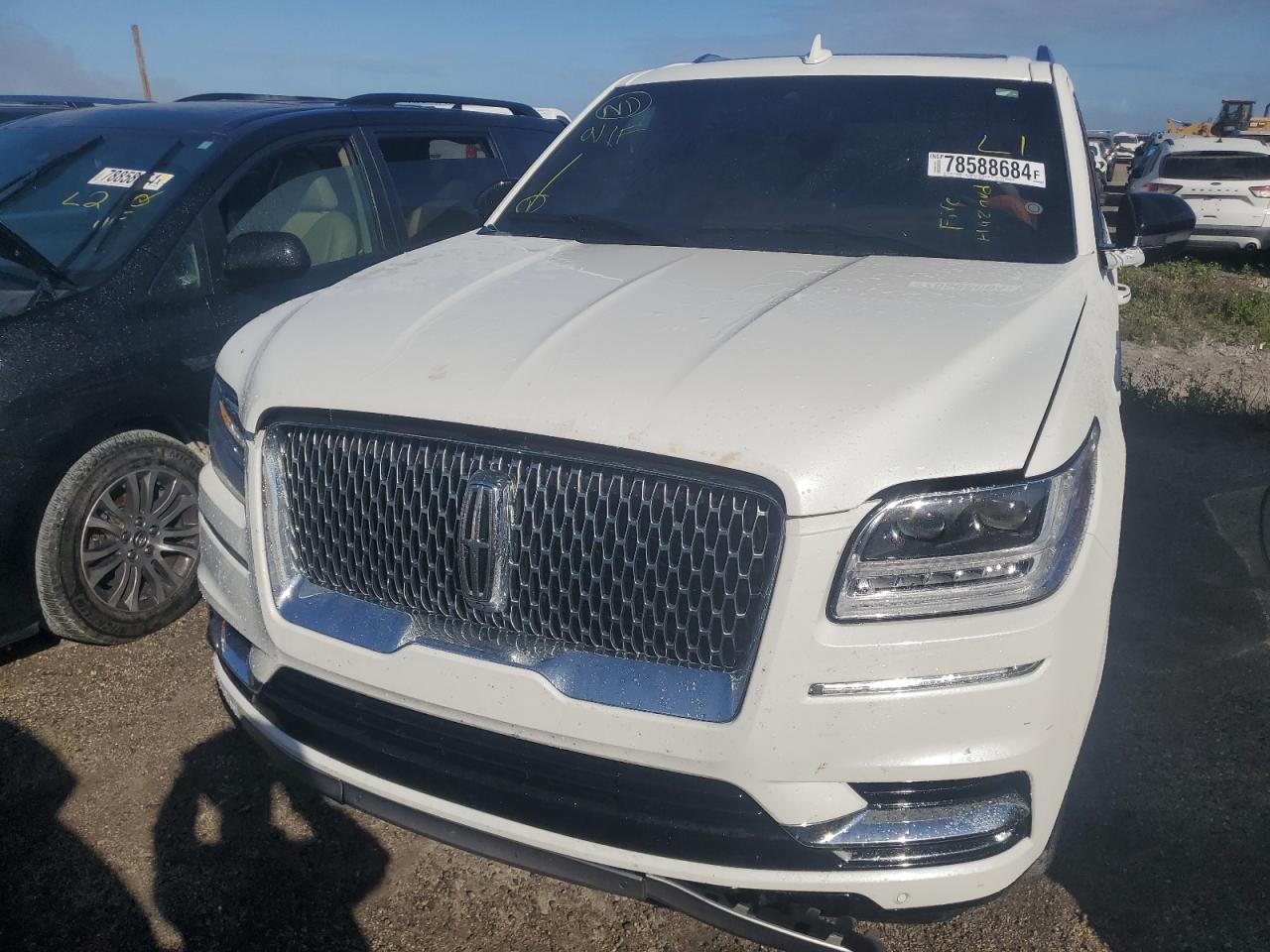 2021 Lincoln Navigator - Image 5