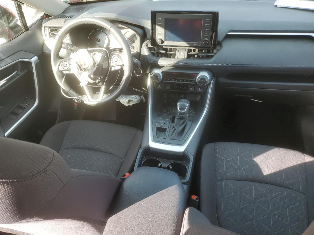 2021 Toyota RAV 4 - Image 8