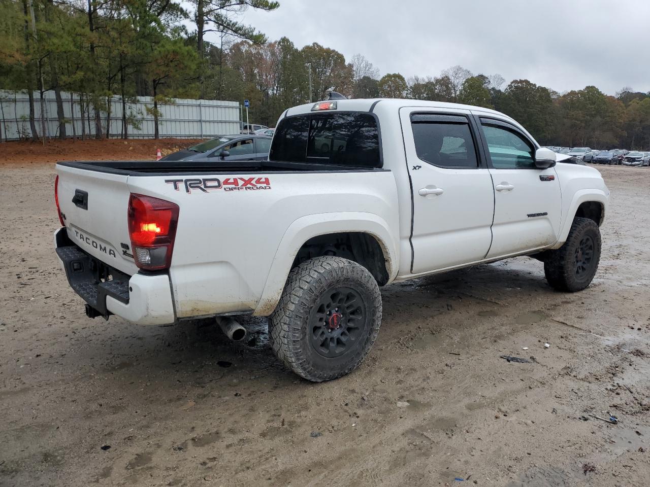 2022 Toyota Tacoma - Image 3