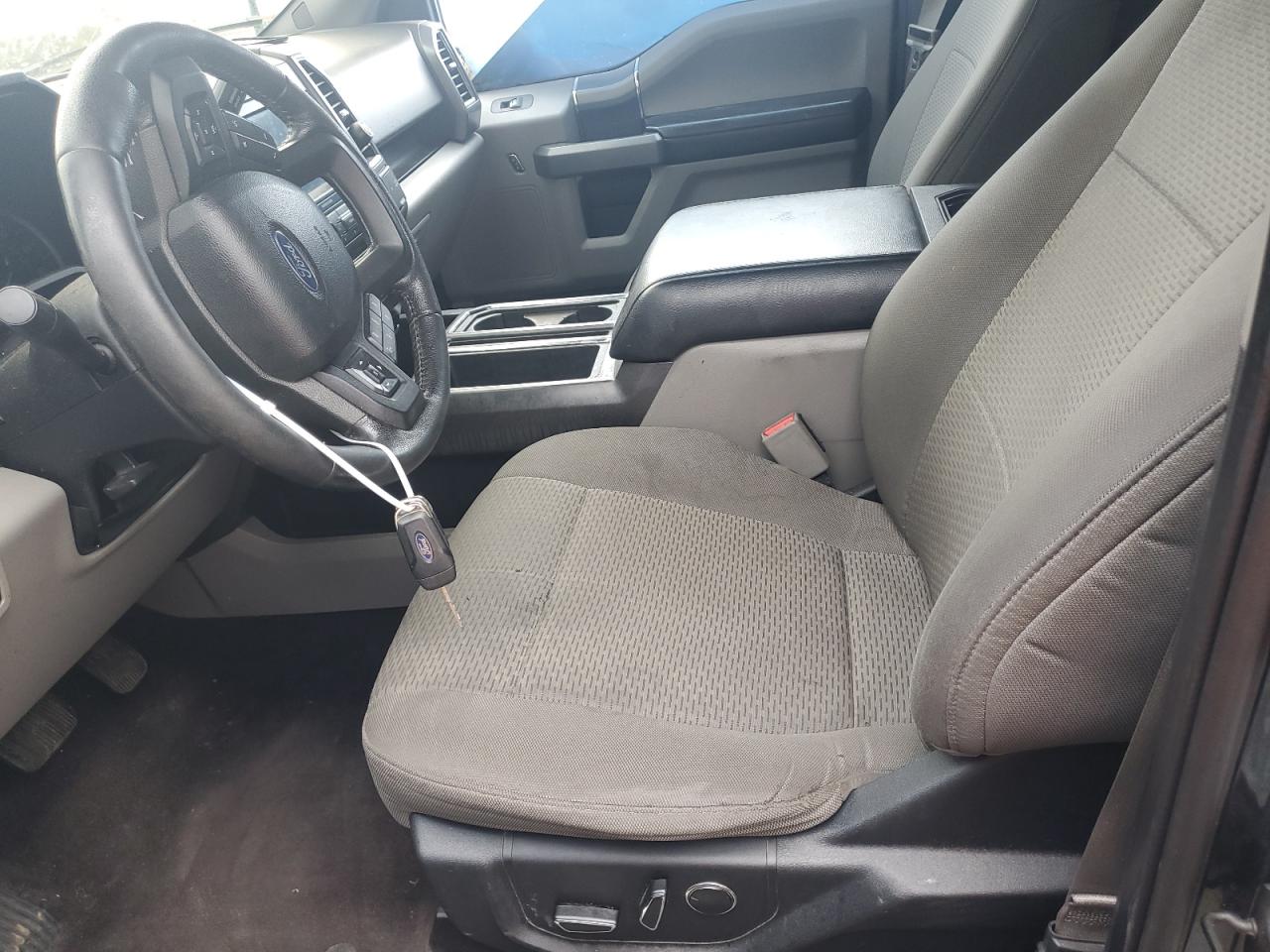 2016 Ford F-150 - Image 7