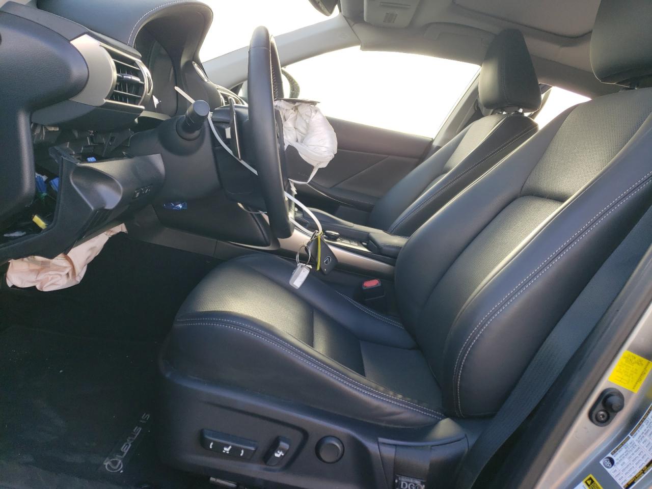 2014 Lexus IS - Image 7