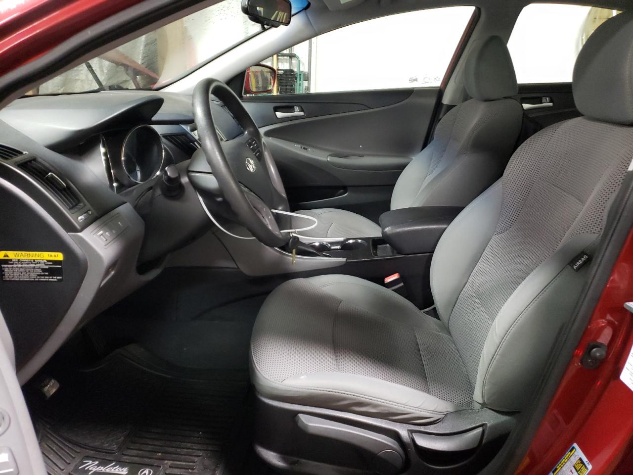 2014 Hyundai Sonata - Image 7
