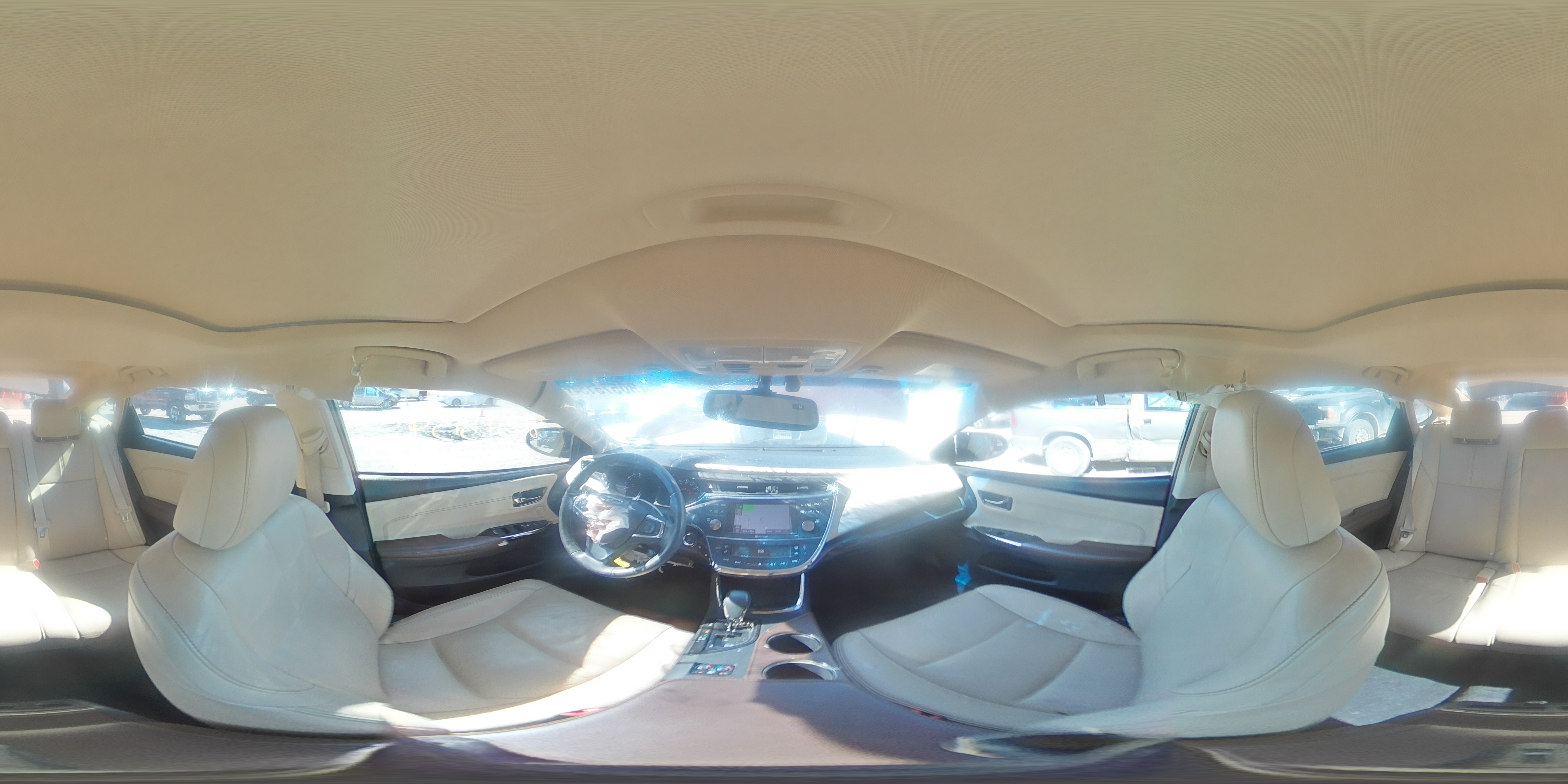2014 Toyota Avalon - Image 13