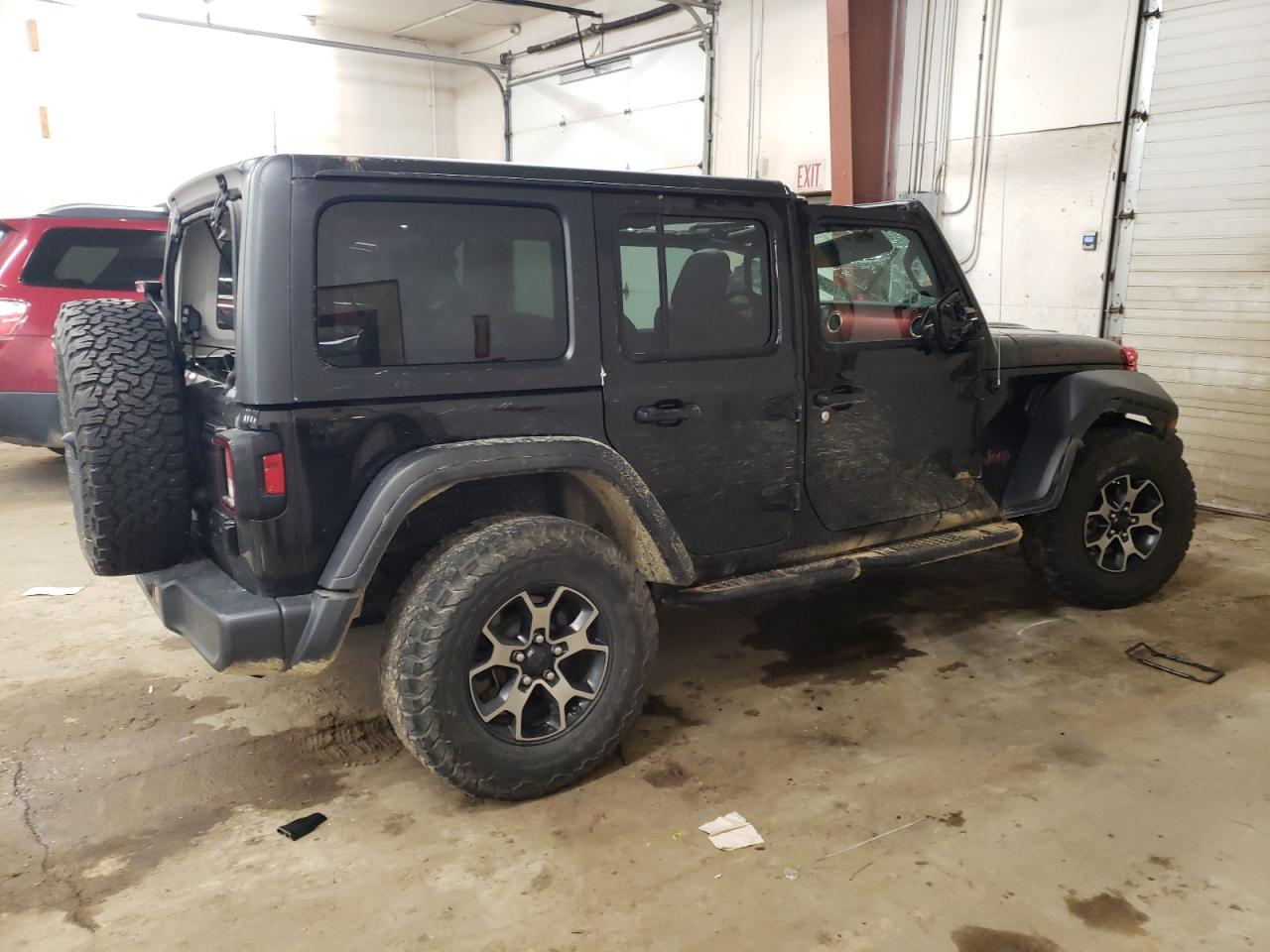 VIN 1C4HJXFN6JW244049 2018 JEEP WRANGLER no.3