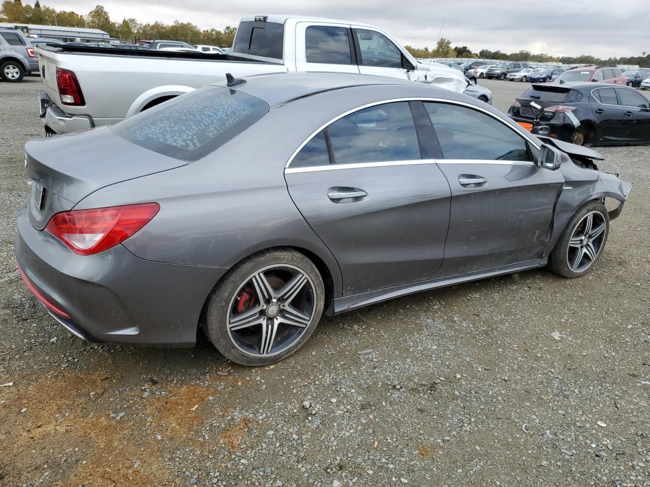 VIN WDDSJ4GB4HN372661 2017 MERCEDES-BENZ CLA-CLASS no.3