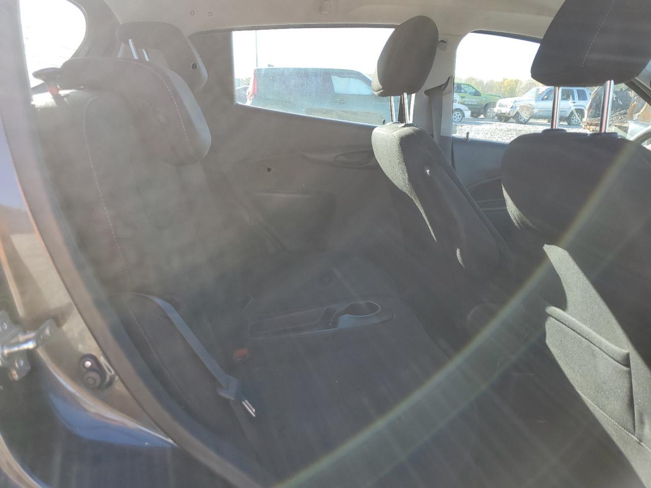 2017 Chevrolet Spark - Image 10