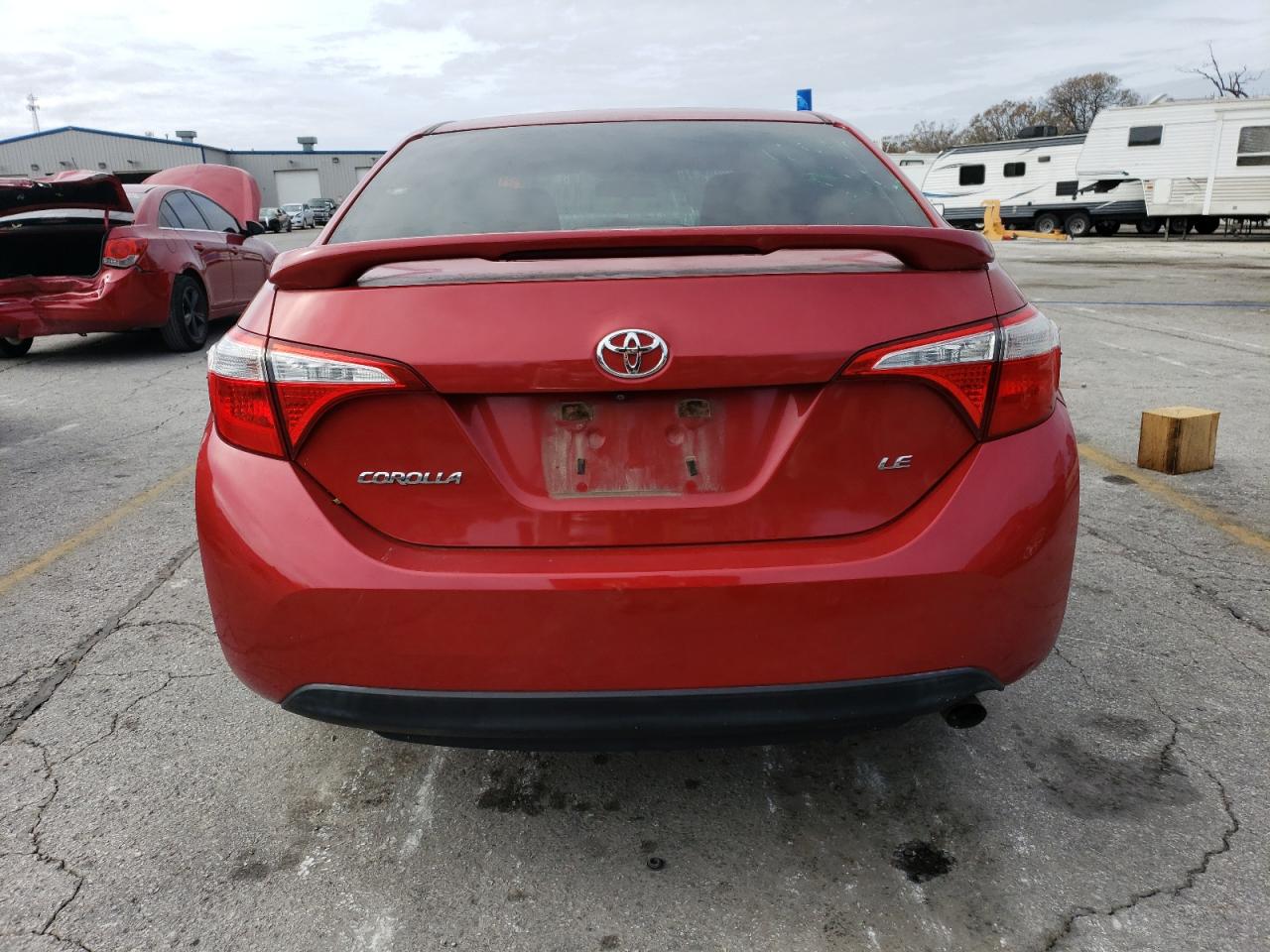 2015 Toyota Corolla L VIN: 5YFBURHE2FP256219 Lot: 79851884