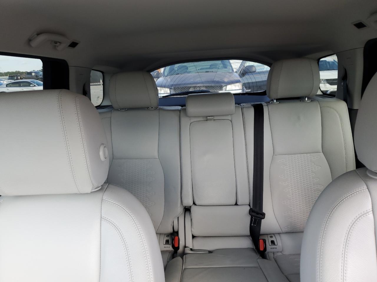 2019 Land Rover Discovery - Image 10
