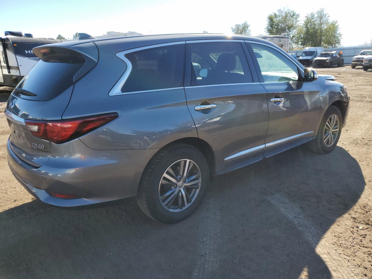 VIN 5N1DL0MM3KC568133 2019 INFINITI QX60 no.3