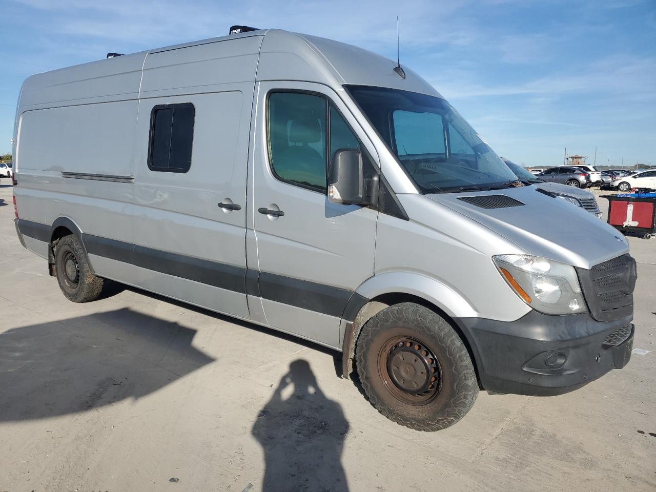 VIN WD3PE8DC3F5988335 2015 MERCEDES-BENZ SPRINTER no.4